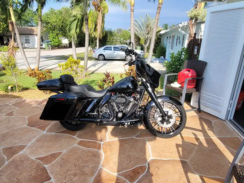 black motorcycle